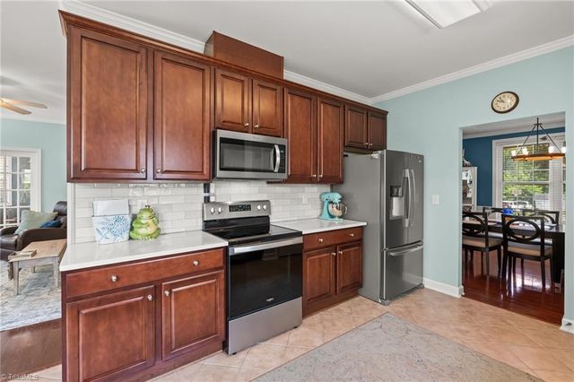 2373 Rockland Circle, High Point, NC 27265