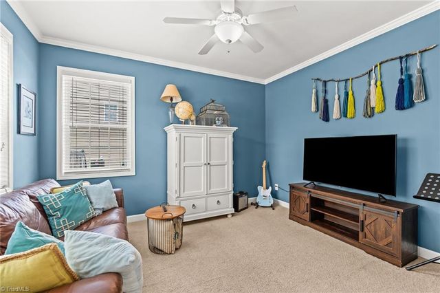 2373 Rockland Circle, High Point, NC 27265