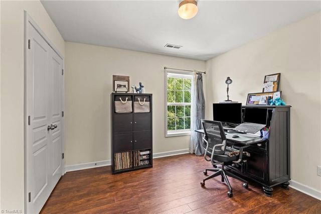 2373 Rockland Circle, High Point, NC 27265