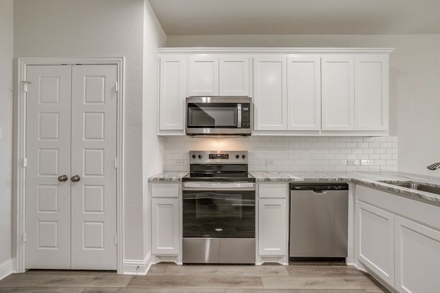 6918 Yellow Hammer Way, Arlington, TX 76001