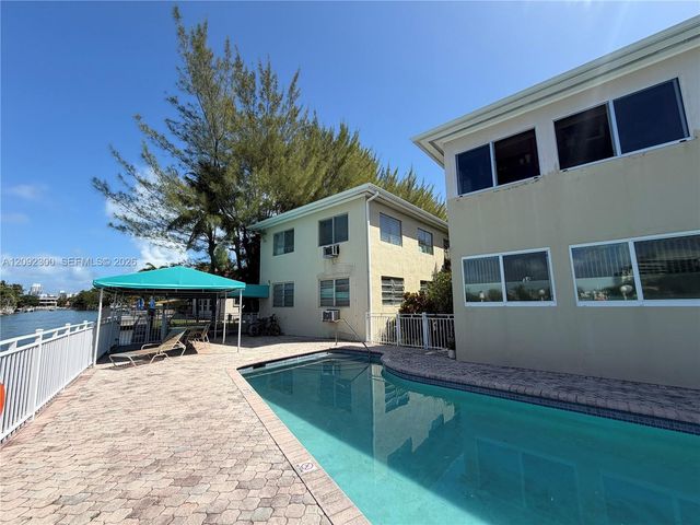 4740 Pine Tree Drive 23, Miami Beach, FL 33140
