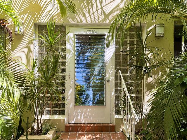 4740 Pine Tree Drive 23, Miami Beach, FL 33140