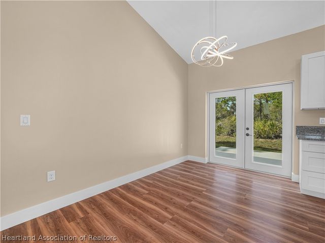 321 Roadrunner Avenue, Sebring, FL 33870