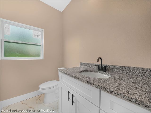 321 Roadrunner Avenue, Sebring, FL 33870