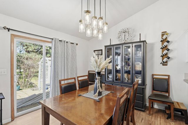 6261 Jenna Dr, Nine Mile Falls, WA 99026