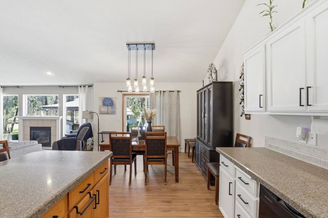 6261 Jenna Dr, Nine Mile Falls, WA 99026