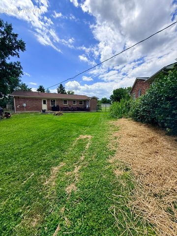156 Paddock Drive, Versailles, KY 40383