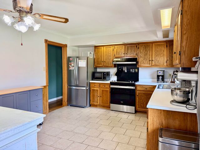 156 Paddock Drive, Versailles, KY 40383