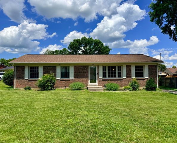 156 Paddock Drive, Versailles, KY 40383