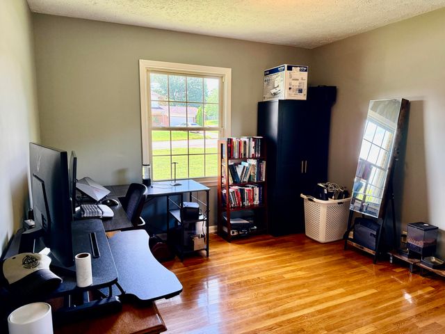 156 Paddock Drive, Versailles, KY 40383