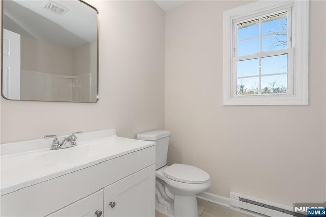 127 Main Street 2B, Bloomingdale, NJ 07403