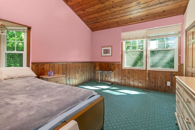 1532 34th Street, Allegan, MI 49010