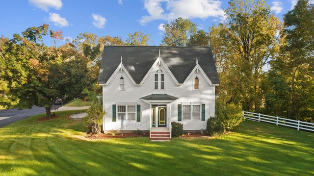 1532 34th Street, Allegan, MI 49010