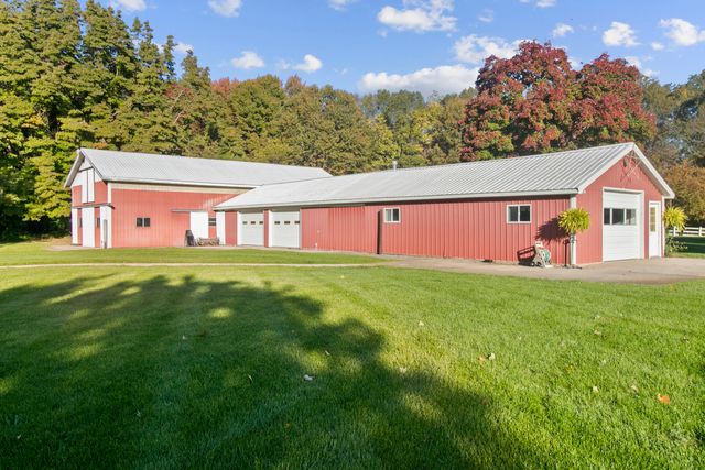 1532 34th Street, Allegan, MI 49010