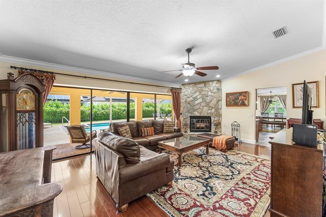 2099 Greenview Cove Drive, Wellington, FL 33414