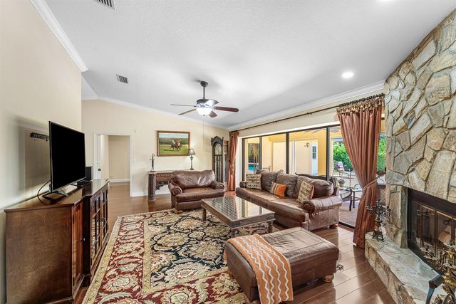 2099 Greenview Cove Drive, Wellington, FL 33414