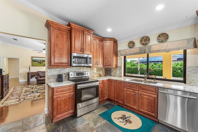 2099 Greenview Cove Drive, Wellington, FL 33414