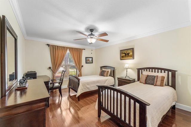 2099 Greenview Cove Drive, Wellington, FL 33414
