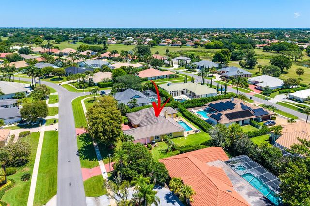 2099 Greenview Cove Drive, Wellington, FL 33414