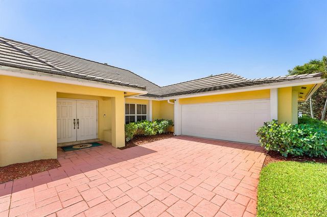 2099 Greenview Cove Drive, Wellington, FL 33414