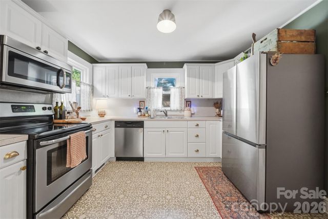 504 W 6th Street, Newton, NC 28658