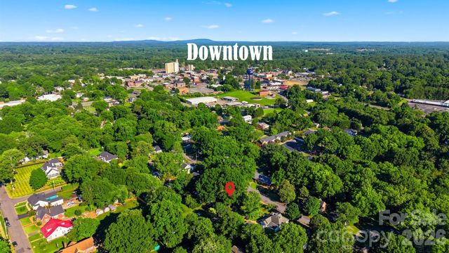 504 W 6th Street, Newton, NC 28658