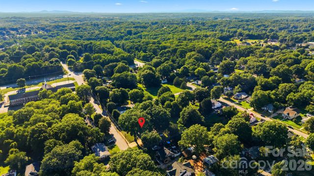 504 W 6th Street, Newton, NC 28658