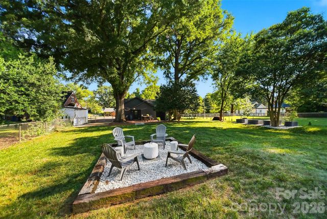 504 W 6th Street, Newton, NC 28658