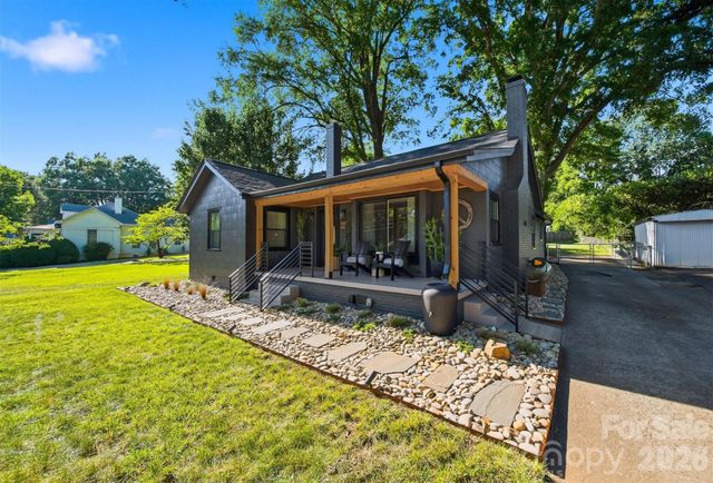 504 W 6th Street, Newton, NC 28658