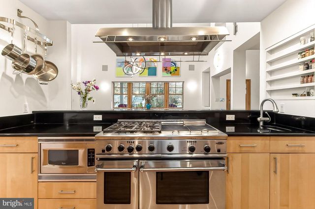 312 W COLUMBIA ST, Falls Church, VA 22046