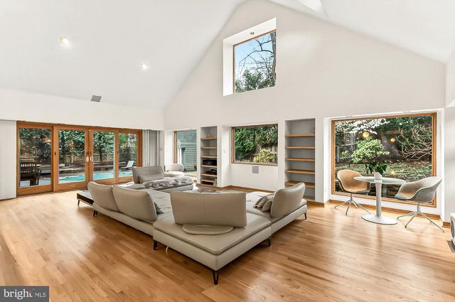 312 W COLUMBIA ST, Falls Church, VA 22046