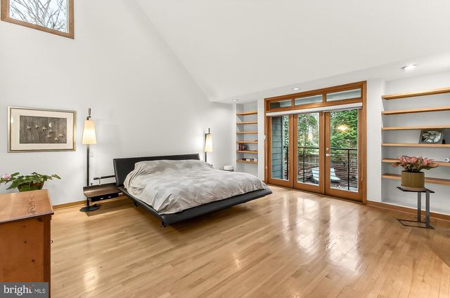 312 W COLUMBIA ST, Falls Church, VA 22046