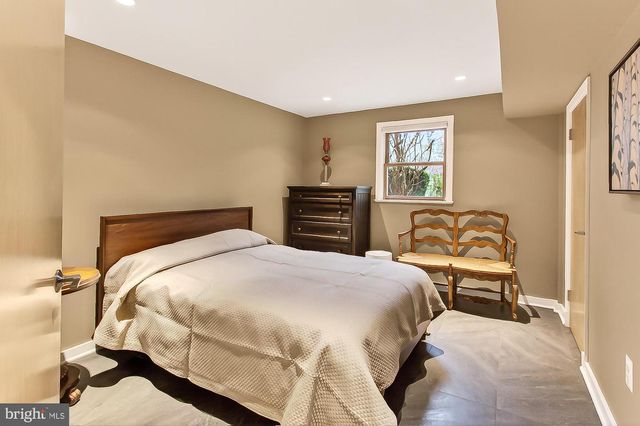 312 W COLUMBIA ST, Falls Church, VA 22046