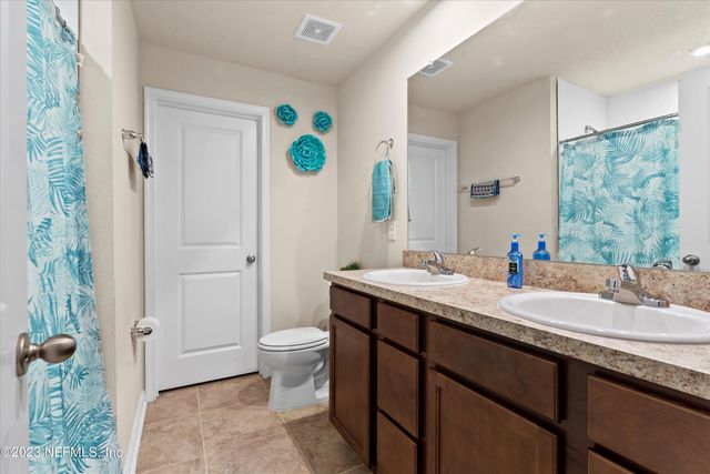 5893-A CREEKSIDE CROSSING, Jacksonville, FL 32210