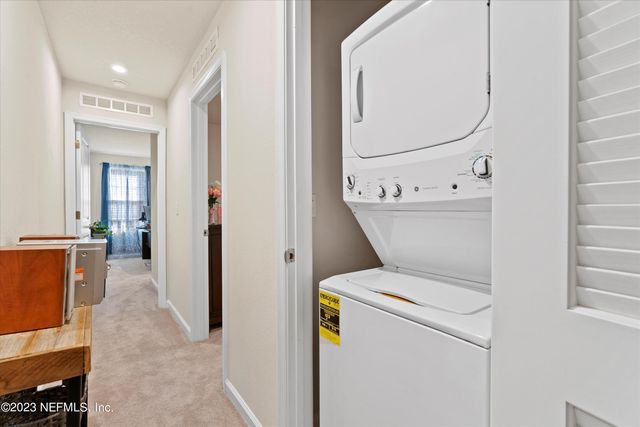 5893-A CREEKSIDE CROSSING, Jacksonville, FL 32210