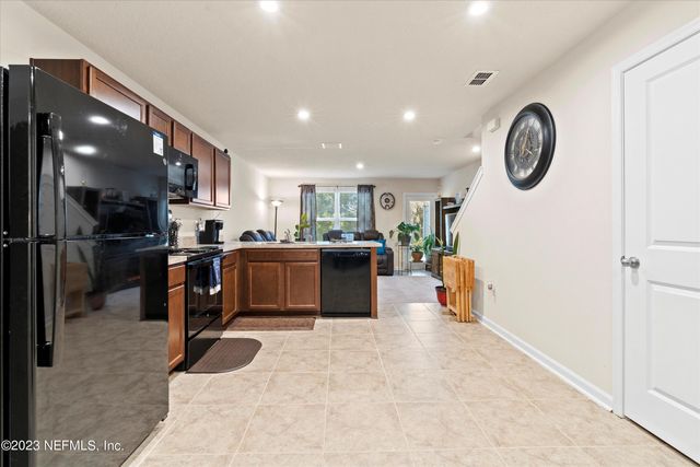 5893-A CREEKSIDE CROSSING, Jacksonville, FL 32210
