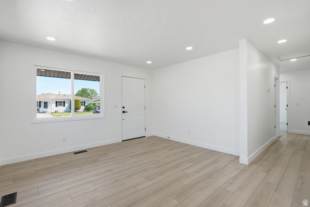 4485 W 5335 S, Kearns, UT 84118