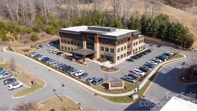 87 Merrimon Avenue N, Asheville, NC 28804