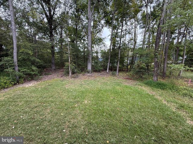 170 FOREST GROVE, Colonial Beach, VA 22443