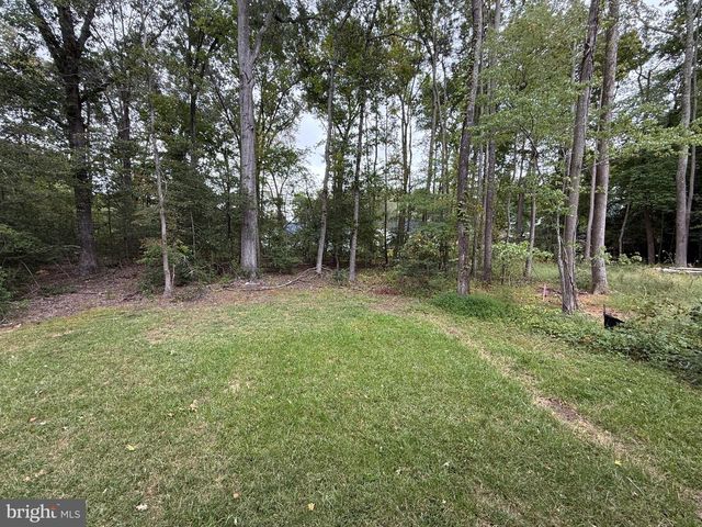 170 FOREST GROVE, Colonial Beach, VA 22443