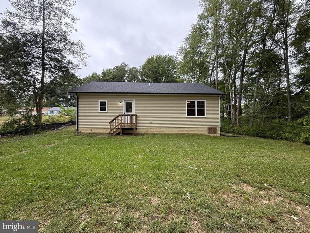 170 FOREST GROVE, Colonial Beach, VA 22443