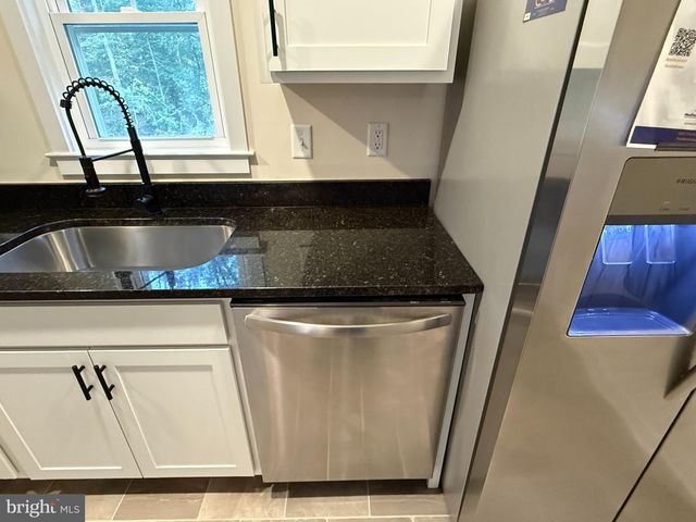 170 FOREST GROVE, Colonial Beach, VA 22443