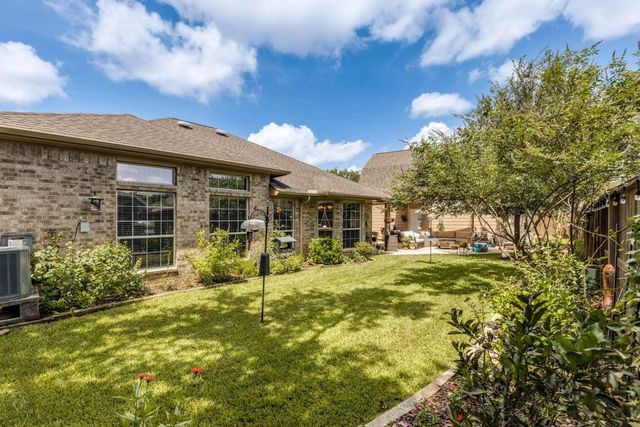 222 Willowood Drive, League City, TX 77573