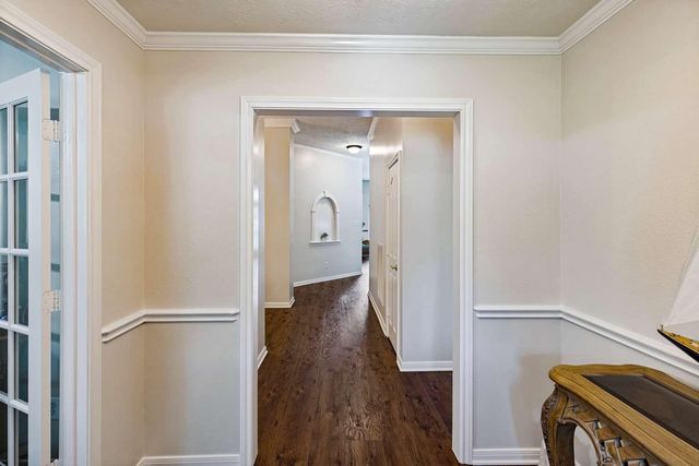 222 Willowood Drive, League City, TX 77573