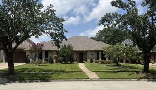 222 Willowood Drive, League City, TX 77573