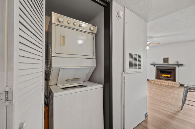7600 Emmett F Lowry Expressway 604, Texas City, TX 77591