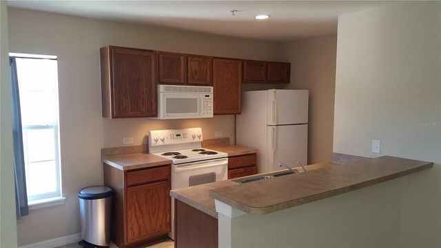 2146 SHAW LANE, Orlando, FL 32814