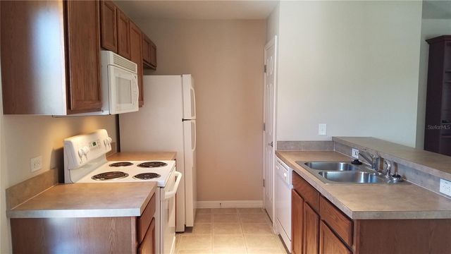 2146 SHAW LANE, Orlando, FL 32814