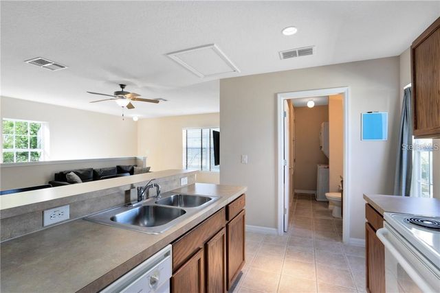 2146 SHAW LANE, Orlando, FL 32814