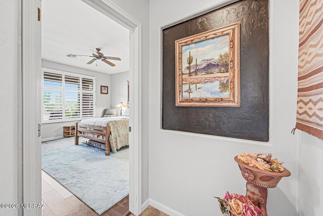972 N Rams Head Road, Green Valley, AZ 85614